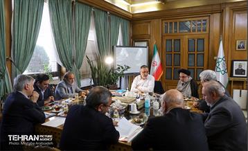 دیدار رییس سازمان اوقاف و امور خیریه کشور با شهردار تهران 4