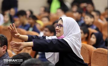 آیین بازگشایی مدارس استثنائی و بهره برداری از ناوگان سرویس این مدارس 12