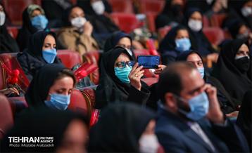 آیین تکریم و بزرگداشت مقام زن 13