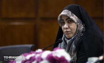 جلسه هم‌اندیشی رییس نهاد پایش طرح های توسعه شهری با جمعی از بانوان 27