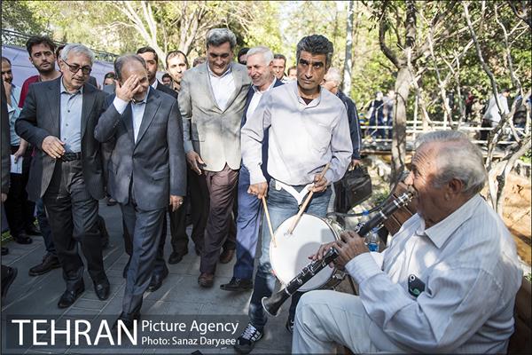 بازدید شهردار تهران از نوروزگاه بلوار کشاورز 22