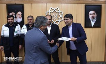 نشست هم‌اندیشی با رابطین و فعالان اسکان آسیب دیدگان جنگ رمضان 9
