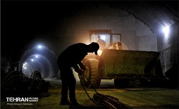 دکتر زنان میدان کتاب