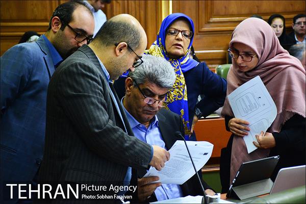 یکصد و هشتاد و ششمین جلسه شورای شهر  31