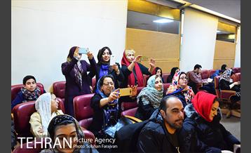 مراسم شبی به بلندای میلاد  23