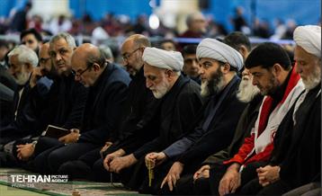اقامه نماز عید سعید فطر در مصلی امام خمینی(ره)