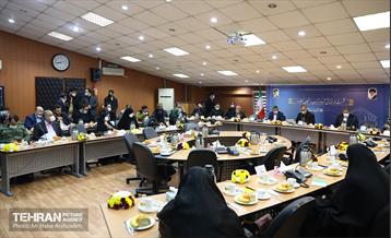 نشست هم اندیشی شهردار تهران با نخبگان منطقه 10