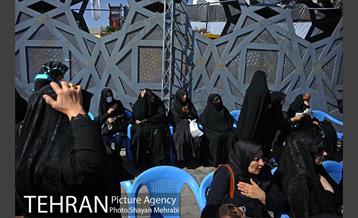 مراسم عاشورای حسینی در میدان امام حسین(ع) 24