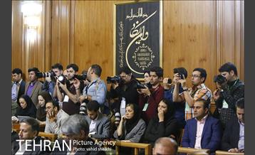 جلسه شورای شهر با موضوع استعفای شهردار تهران 11