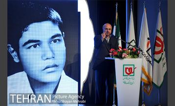 مراسم تکریم شهدای دانشجو تحت عنوان " از هویزه تا حرم" با حضور دکتر قالیباف 24