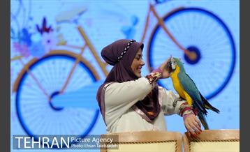 جشن "هر کودک نشانی خدا است" در فرهنگسرای بهمن 22