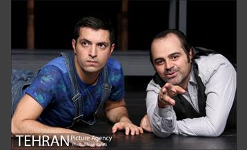 نمایش موسیو ابراهیم 23