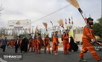 خدمات‌رسانی شهرداری تهران در نماز عید فطر مصلی تهران 23