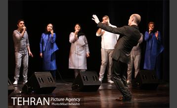 کنسرت گروه آواز تهران‎ 11