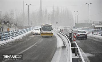 عملیات برف‌روبی در پایتخت 41