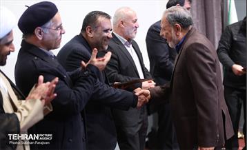 اختتامیه دومین کنگره شعر و داستان روایت پایداری 8