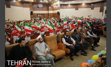 جشن رونمایی و اهدای احکام حامیان ایمنی به دانش آموزان 5