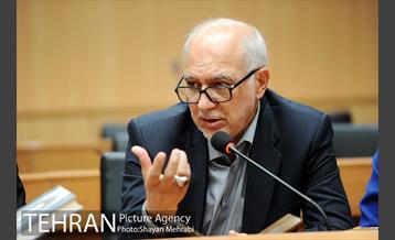 تجلیل شهردار تهران از دست اندرکاران غرفه شهرداری تهران در نمایشگاه قرآن  23