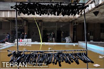 تخلیه اجناس مغازه های باقی مانده ساختمان پلاسکو -2 20