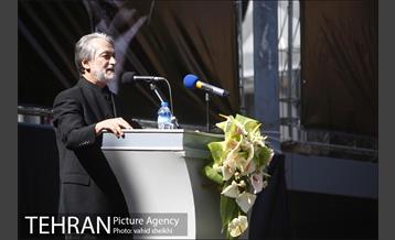 مراسم تشییع پیکر عزت الله انتظامی 26