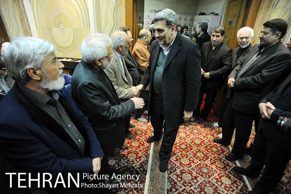 حضور شهردار تهران در مراسم ترحیم «محمدنبی حبیبی»  31