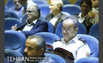 دومین همایش شهرداران و شوراهای اسلامی 12