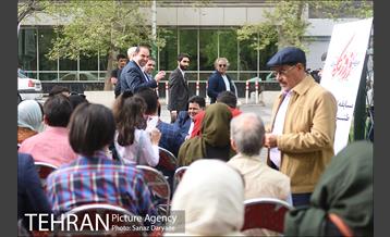 افتتاح نوروزگاه هنر در پیاده‌راه بلوار کشاورز 43