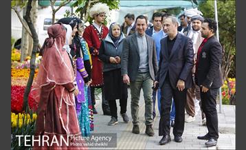 هفتمین سالگرد رویداد جذاب و دیدنی "پیاده راه لاله برای مادران" 14
