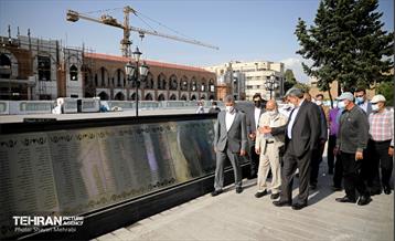 بازدید پیروز حناچی و مهدی چمران از پروژه خانه شهر(بلدیه قدیم) 13