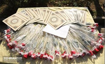 مراسم تقدیر و تکریم از پرستاران شاغل و همسران جانباز منطقه ۱۶ 21