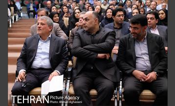 رونمایی از سرویس های هوشمند شهرسازی در «تهران من» 7