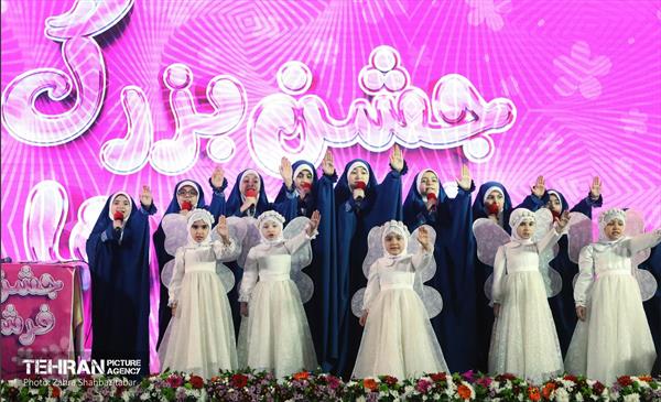 جشن تکلیف دختران نومکلف منطقه ۱۵ 1