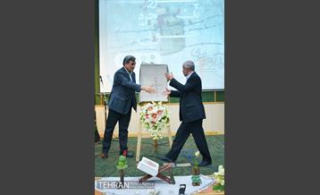 آیین رونمایی از کتاب "پرواز از پنجره جنوبی" 17