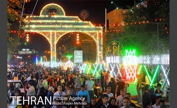 خیابان های تهران در شب میلاد امام زمان (عج) 16