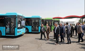 رونمایی از ۱۰۰ دستگاه اتوبوس ناوگان حمل و نقل عمومی شهر تهران 30