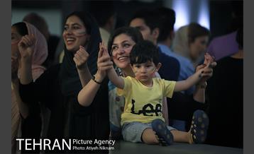 تماشای بازی تیم های ملی ایران و اسپانیا در پردیس سینمایی چارسو  11