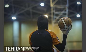 دیدار تیم های بسکتبال مهرام و گاز تهران 7