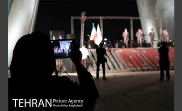 پرواز ۱۷۹ فانوس در آسمان به یاد ۱۷۹ شهید بهمن ماه ۵۷  21