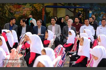 جشن شکوفه‌ها در منطقه ۱۶ 46