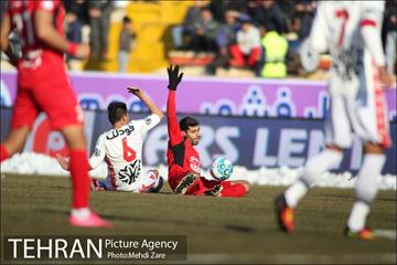 دیدار پدیده و پرسپولیس در لیگ برتر فوتبال 8