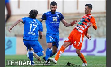 دیدار تیم‌های سایپا و استقلال تهران در لیگ برتر فوتبال ایران 11