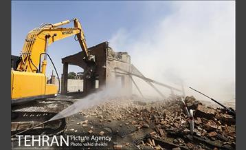 تخریب سردر پادگان جی 24