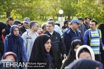 پیاده روی بزرگ خانوادگی به مناسبت هفته سلامت 9