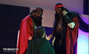 نمایش آیینی «حریم» 9