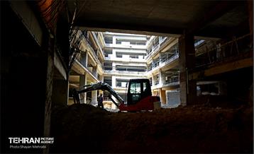 اینجا کارگاهه؛ پارکینگ طبقاتی نیایش-2 32