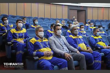 آیین تجلیل از پرسنل سامانه های مدیریت شهری ۱۳۷ و نظارت همگانی ۱۸۸۸