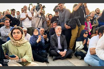 اجرای ارکستر سمفونیک تهران در میدان آزادی 10