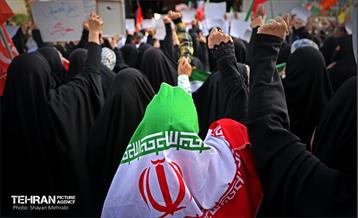 اجتماع مردمی در اعتراض به حمله آمریکا به تاسیسات هسته‌ای ایران 4