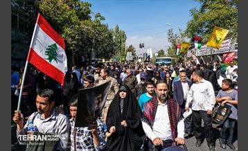 در حاشیه نماز جمعه تهران به امامت رهبر انقلاب 29