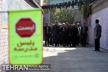 نواختن زنگ آغاز سال تحصیلی توسط دکتر حسن رباطی 2